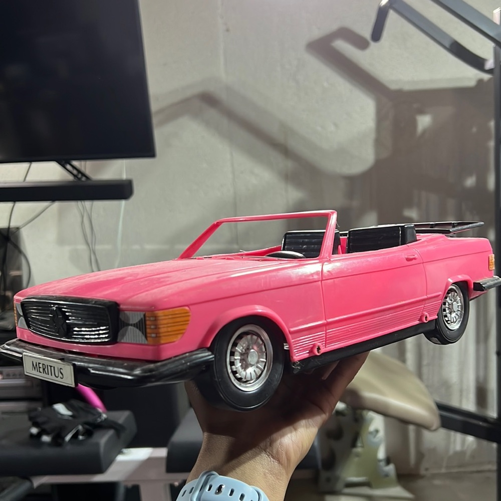Pink toy car! Mercedes (meritus)  SL
